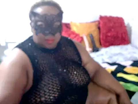 Snapshot of ROSESNICKER00 chatting on June 13, 8:51 pm ROSESNICKER00 online show from June 13, 8:51 pm