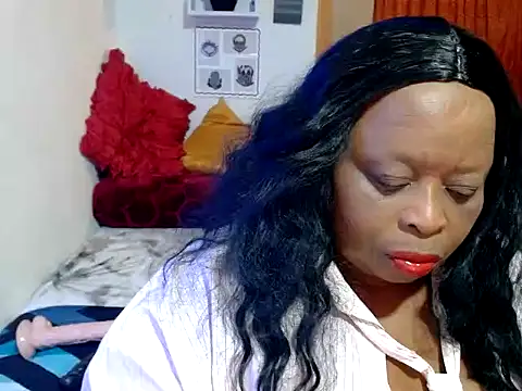 Snapshot of ROSESNICKER00 chatting on July 2, 10:05 pm ROSESNICKER00 online show from July 2, 10:05 pm