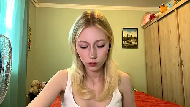 BossedFrog online show from June 19, 2:21 pm