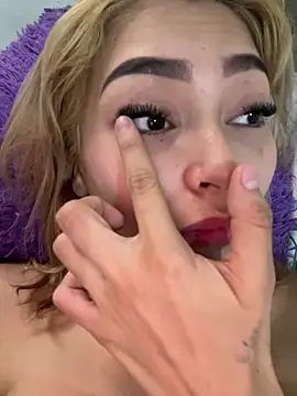NatalieSterling online show from June 25, 4:55 pm