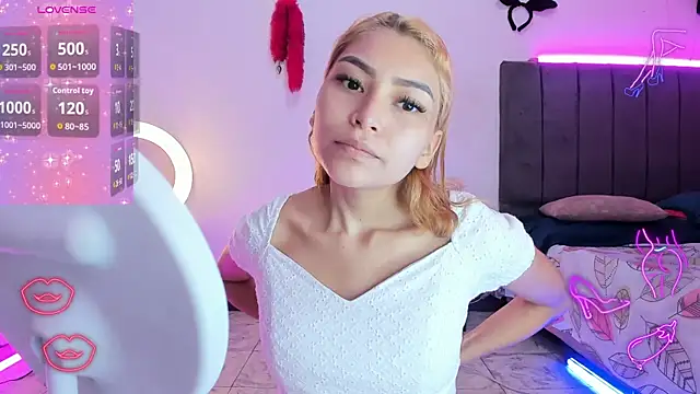 NatalieSterling online show from July 3, 1:17 pm