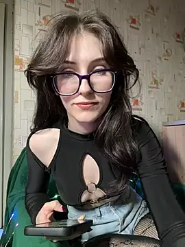 Snapshot of misipissi chatting on June 15, 11:40 pm misipissi online show from June 15, 11:40 pm