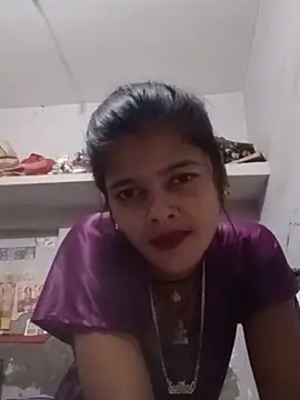 Snapshot of Hot_bhabi0123 chatting on June 3, 3:50 pm Hot bhabi0123 online show from June 3, 3:50 pm