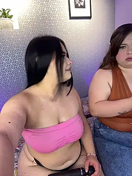 Bloomie 1 online show from June 30, 7:48 pm