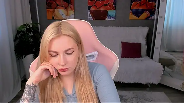 AmaliaWinslet online show from June 25, 2:21 pm