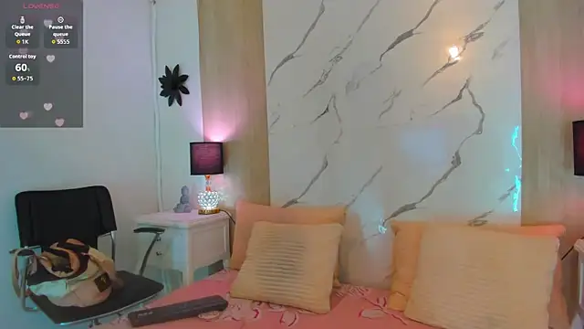 DanniValencia online show from June 19, 1:26 pm