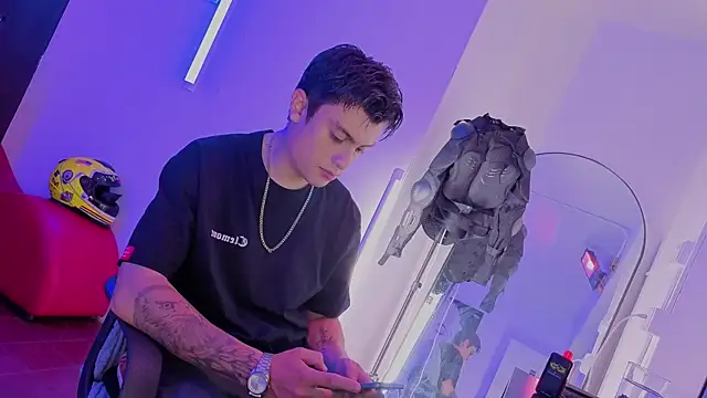 angel still  online show from June 27, 3:22 am