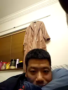 Snapshot of hongzison chatting on July 6, 12:51 am hongzison online show from July 6, 12:51 am