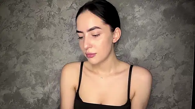 Snapshot of Ailish_Loveee chatting on July 20, 3:58 pm Ailish Loveee online show from July 20, 3:58 pm