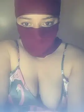 Snapshot of daloua_sexy chatting on July 23, 3:21 pm daloua sexy online show from July 23, 3:21 pm