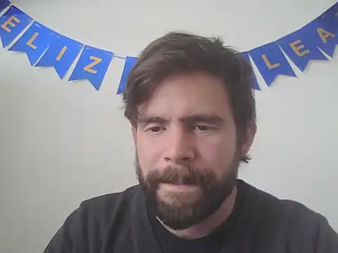 Snapshot of ragnor_vex1 chatting on July 6, 3:14 pm ragnor vex1 online show from July 6, 3:14 pm