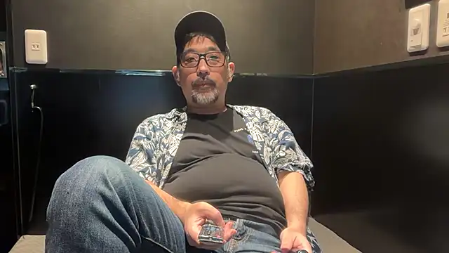 Snapshot of komadanaoki chatting on June 22, 8:11 am komadanaoki online show from June 22, 8:11 am