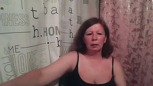 Snapshot of Schastlivaya43 chatting on July 1, 7:13 pm Schastlivaya43 online show from July 1, 7:13 pm