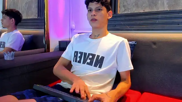 Brianhot0F online show from June 10, 11:09 am