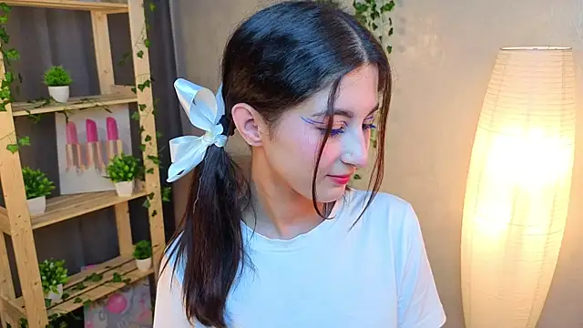 JasminKitany online show from June 7, 8:23 pm