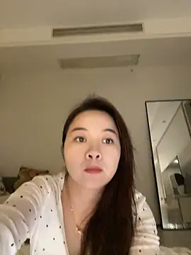 qianduoduo521 online show from July 7, 3:38 pm