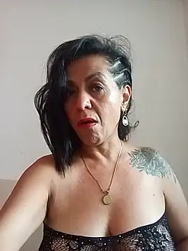 Snapshot of awezomepenelope chatting on June 26, 6:34 pm awezomepenelope online show from June 26, 6:34 pm