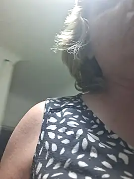 Snapshot of SonyaMarmeladx chatting on July 19, 7:06 pm SonyaMarmeladx online show from July 19, 7:06 pm