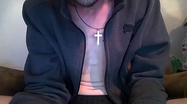 Snapshot of Mstrdstrctn7 chatting on December 31, 2:36 pm Mstrdstrctn7 online show from December 31, 2:36 pm