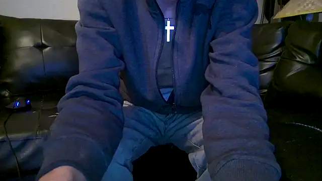 Snapshot of Mstrdstrctn7 chatting on January 1, 5:43 am Mstrdstrctn7 online show from January 1, 5:43 am