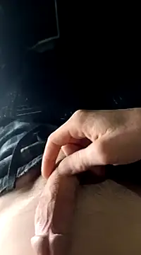 Snapshot of Mstrdstrctn7 chatting on March 16, 3:36 am Mstrdstrctn7 online show from March 16, 3:36 am