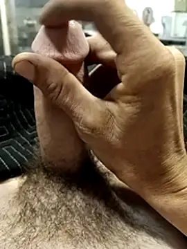 Snapshot of Mstrdstrctn7 chatting on October 31, 11:44 am Mstrdstrctn7 online show from October 31, 11:44 am