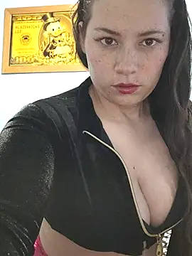 Snapshot of BIGTITS0 chatting on June 17, 8:54 pm BIGTITS0 online show from June 17, 8:54 pm