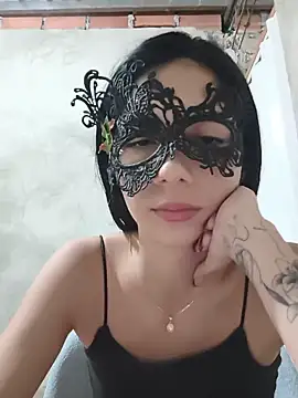 Snapshot of baddie_is chatting on June 9, 12:39 pm baddie is online show from June 9, 12:39 pm