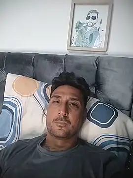crixxuss online show from June 5, 5:03 am
