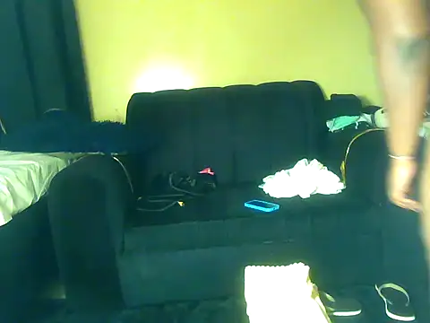 Snapshot of Milamelanie chatting on July 20, 10:07 am Milamelanie online show from July 20, 10:07 am