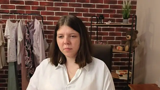 DebraaGraham online show from June 9, 10:38 am