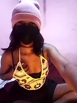 queen shelly online show from July 29, 6:06 pm