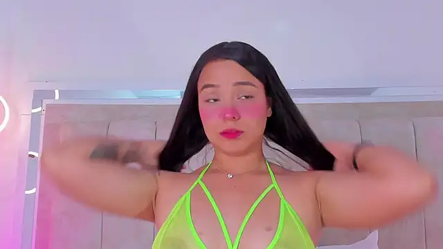 Luna Juicyberry online show from June 20, 6:44 pm