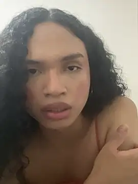Snapshot of AnaAngel_ chatting on June 11, 2:53 am AnaAngel online show from June 11, 2:53 am