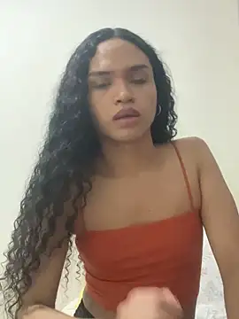Snapshot of AnaAngel_ chatting on June 19, 4:39 am AnaAngel online show from June 19, 4:39 am