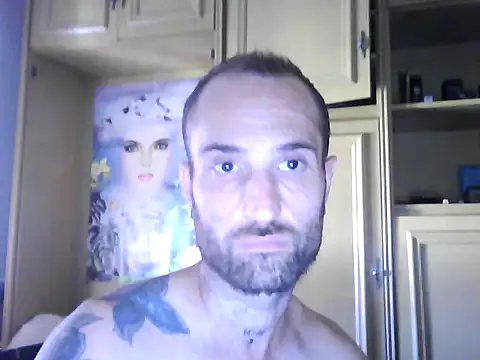 Snapshot of phanton29 chatting on August 7, 3:36 pm phanton29 online show from August 7, 3:36 pm