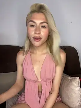 Lia-firee online show from June 25, 1:04 pm