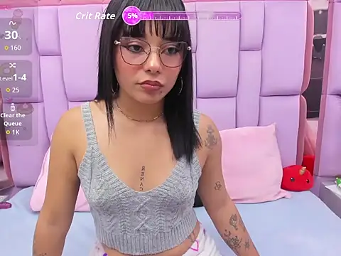 Snapshot of roxane_vega chatting on July 1, 6:51 pm roxane vega online show from July 1, 6:51 pm