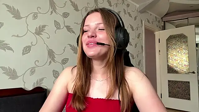 Eva Memphis online show from June 7, 12:31 pm