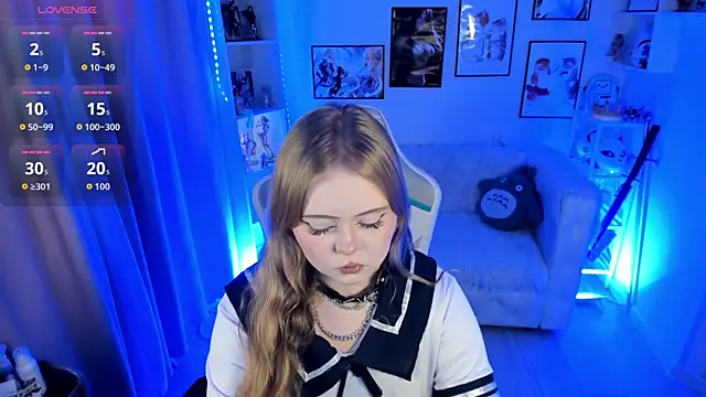Erica Martin online show from July 10, 6:43 pm