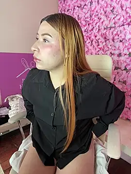 Lindsay Arygame online show from July 3, 3:40 pm