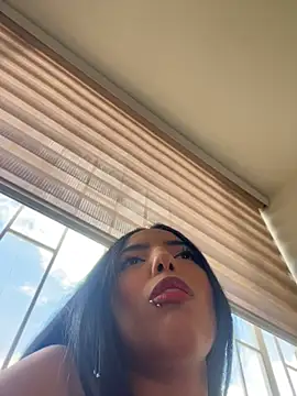 Snapshot of pursena_ chatting on July 28, 4:27 pm pursena online show from July 28, 4:27 pm