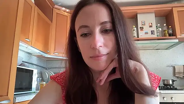 Snapshot of Flamingo_Queen chatting on June 23, 5:05 am Flamingo Queen online show from June 23, 5:05 am