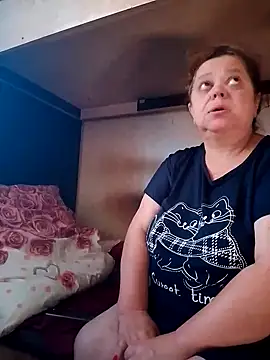 Snapshot of oksana72 chatting on September 21, 6:26 am oksana72 online show from September 21, 6:26 am