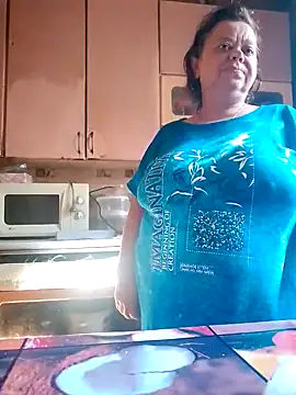 Snapshot of oksana72 chatting on September 25, 8:18 am oksana72 online show from September 25, 8:18 am