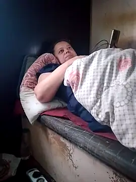 Snapshot of oksana72 chatting on September 30, 12:10 pm oksana72 online show from September 30, 12:10 pm