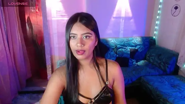 Snapshot of sweet_susy222 chatting on June 11, 12:32 am sweet susy222 online show from June 11, 12:32 am