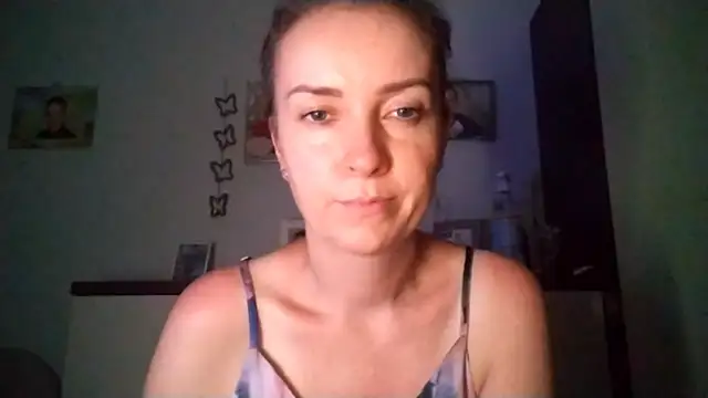 Snapshot of JenniferAlone chatting on June 28, 9:10 pm JenniferAlone online show from June 28, 9:10 pm