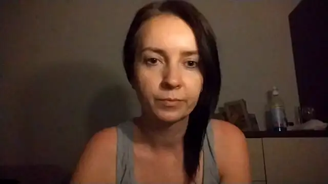Snapshot of JenniferAlone chatting on July 9, 9:19 pm JenniferAlone online show from July 9, 9:19 pm