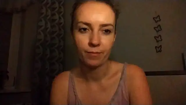Snapshot of JenniferAlone chatting on July 10, 9:17 pm JenniferAlone online show from July 10, 9:17 pm